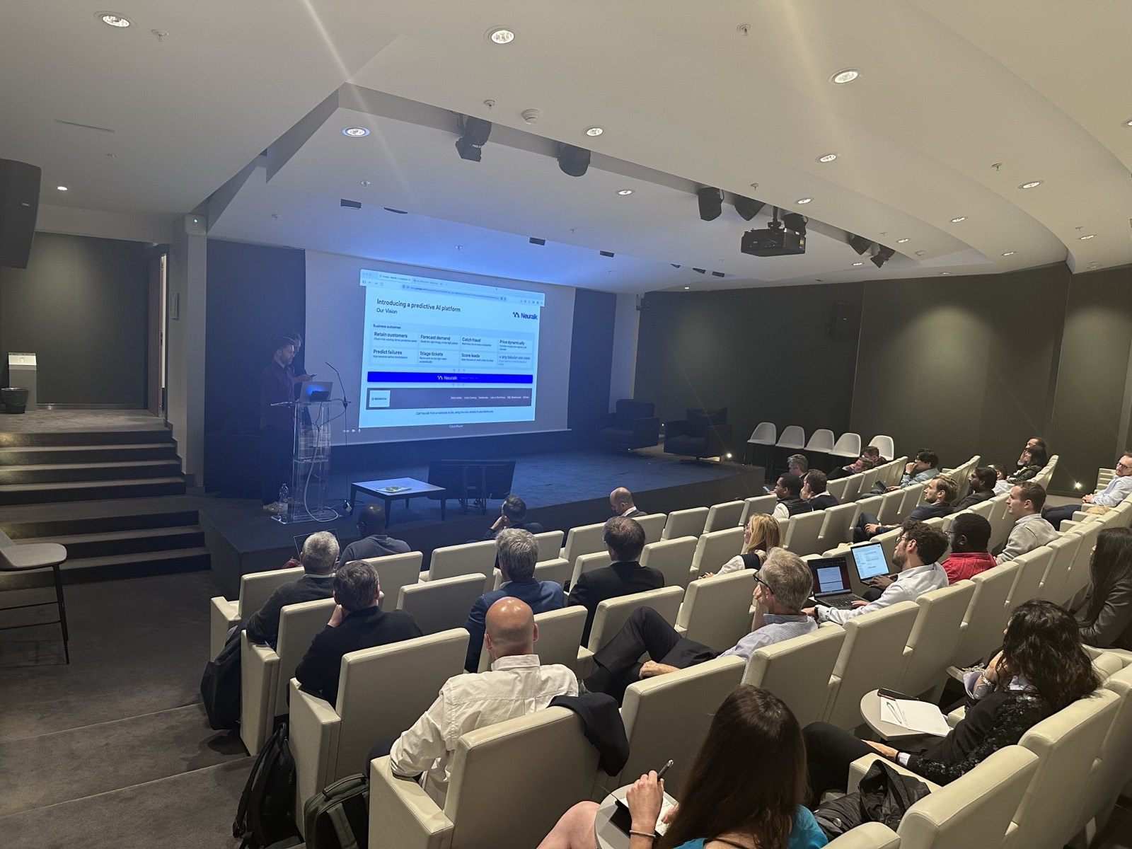 AI in Finance - Paris event moment 1